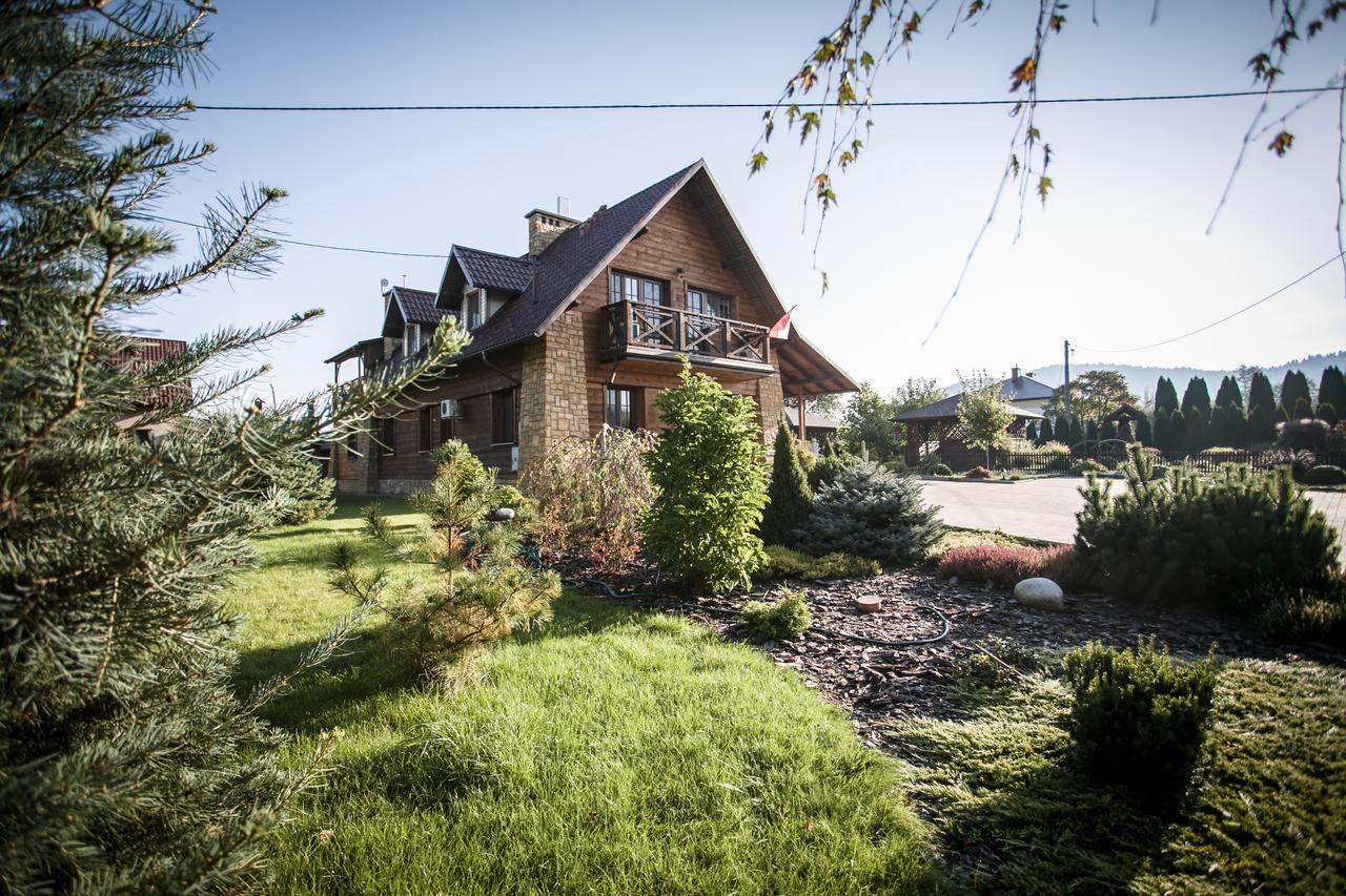 Stary Lwow Bed & Breakfast Korczyna  Екстериор снимка