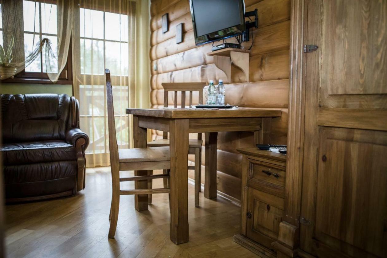 Stary Lwow Bed & Breakfast Korczyna  Екстериор снимка