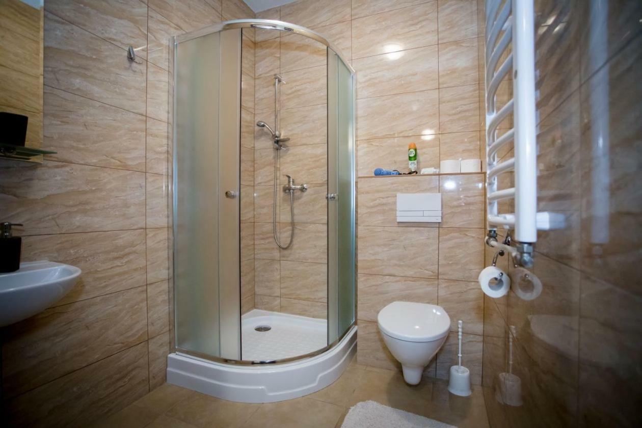 Stary Lwow Bed & Breakfast Korczyna  Екстериор снимка