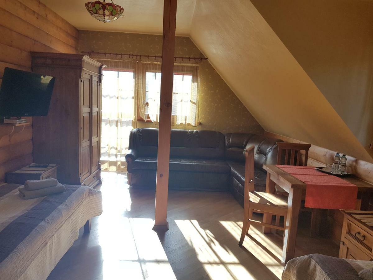 Stary Lwow Bed & Breakfast Korczyna  Екстериор снимка